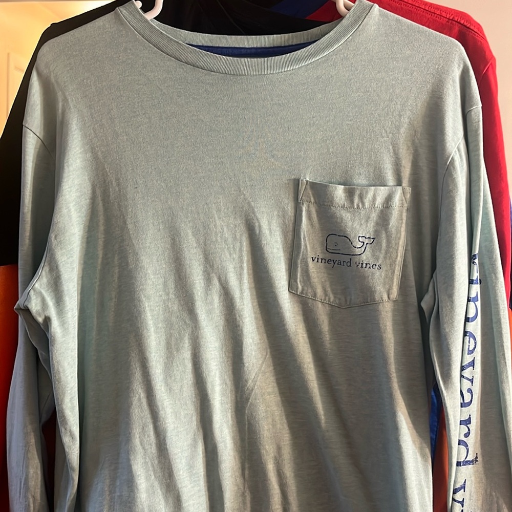 Vineyard vines